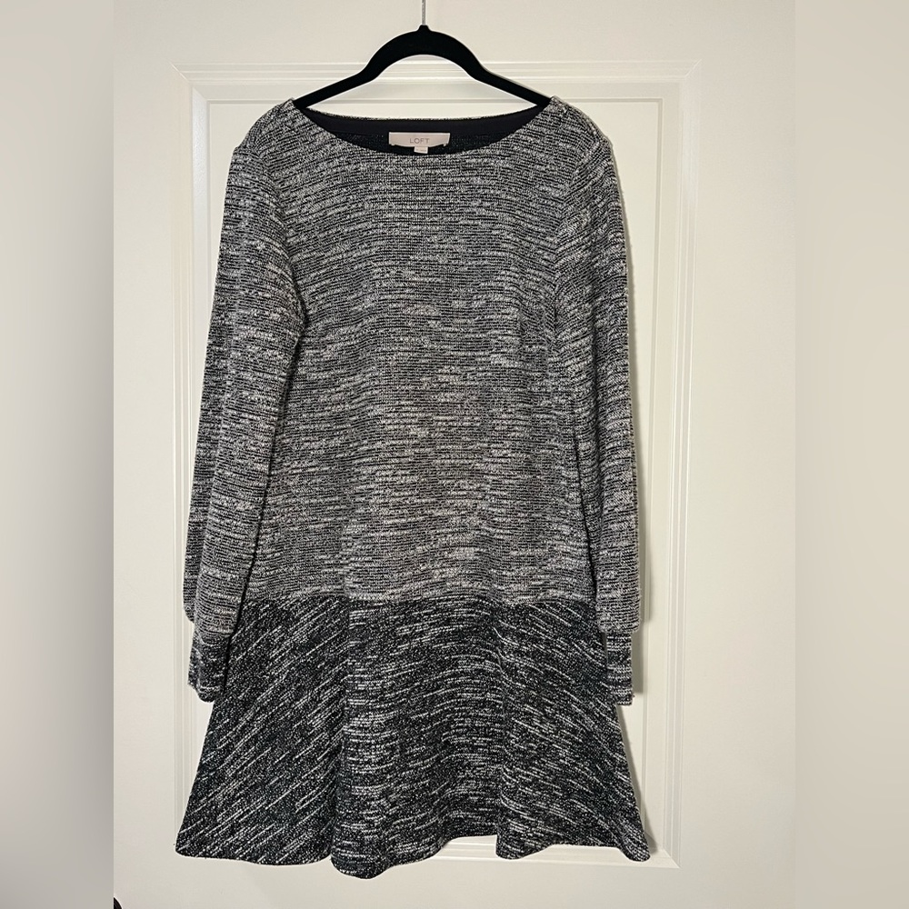 Ann Taylor LOFT - Long Sleeve Knit Dress - Size Small